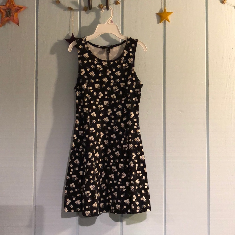 Black with daisy print dress